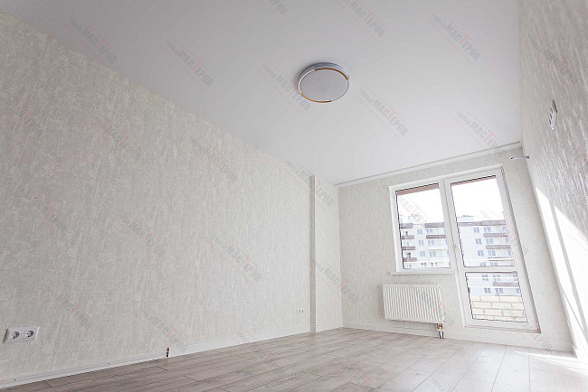 Заказ от 2023.10.07 Матовый потолок со скрытым карнизом в спальне